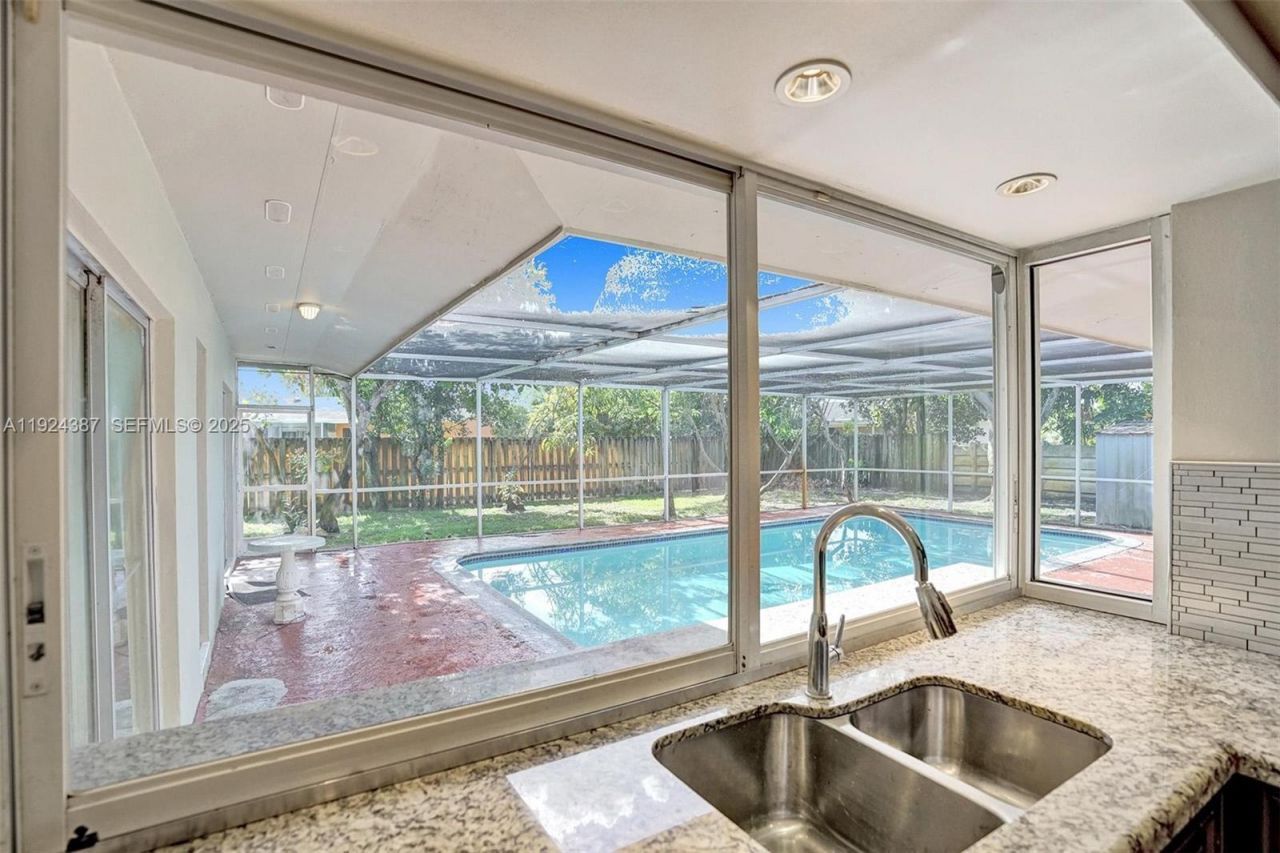 470 NW 46th Ave, Plantation, FL 33317 Photo