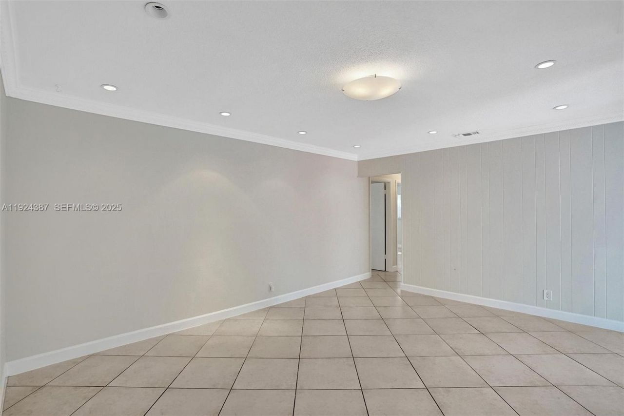 470 NW 46th Ave, Plantation, FL 33317 Photo