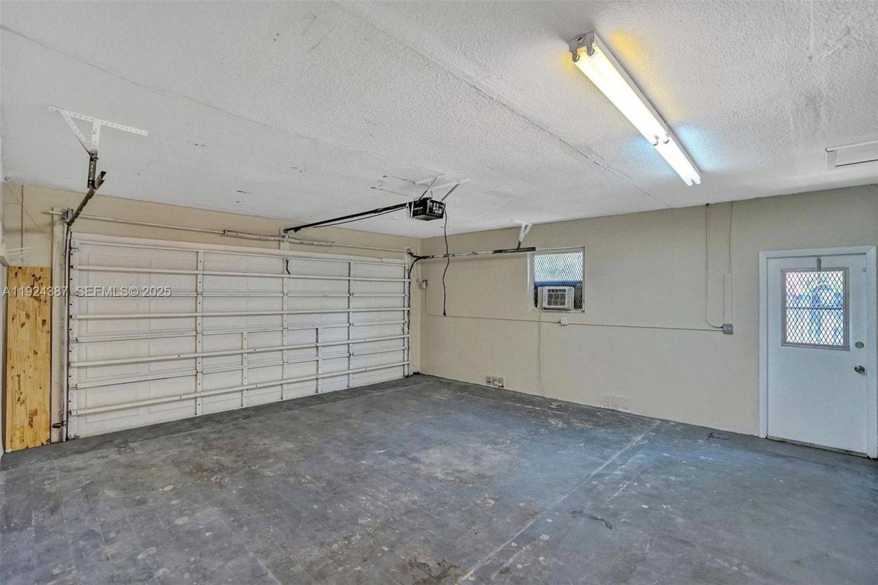 470 NW 46th Ave, Plantation, FL 33317 Photo