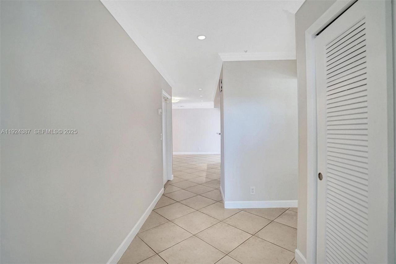 470 NW 46th Ave, Plantation, FL 33317 Photo