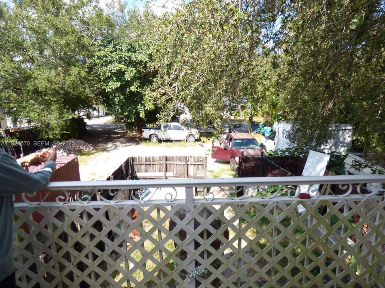 408 NW 97th St, Miami, FL 33150 Photo