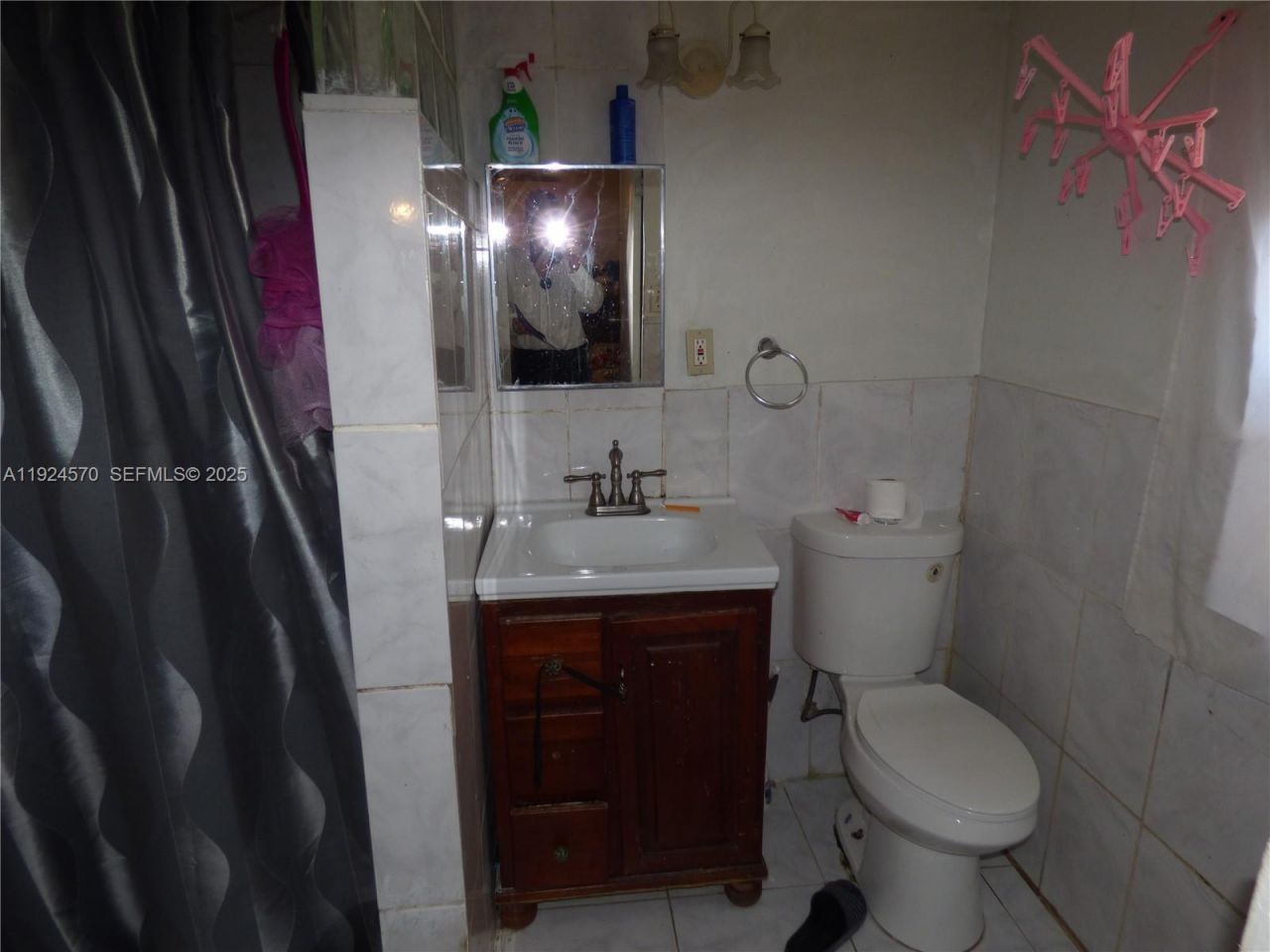 408 NW 97th St, Miami, FL 33150 Photo