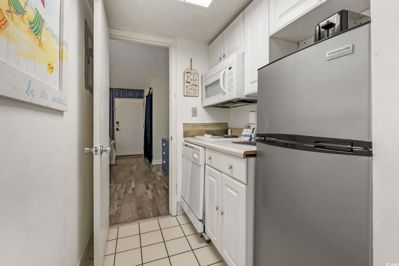 210 75th Ave N Photo 11