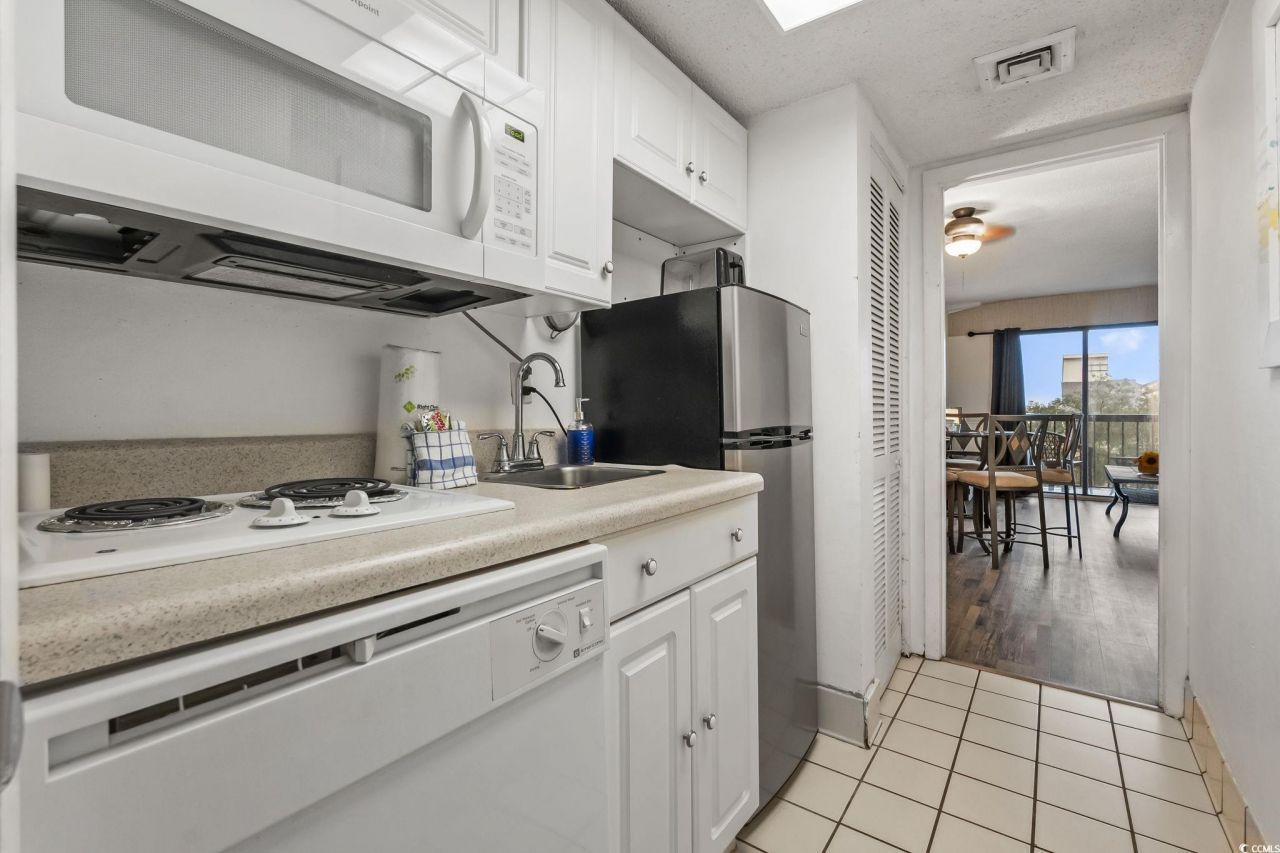 210 75th Ave N Photo 12