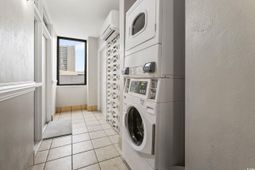 210 75th Ave N photo 4