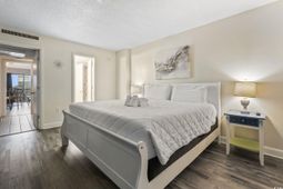 210 75th Ave N photo 4