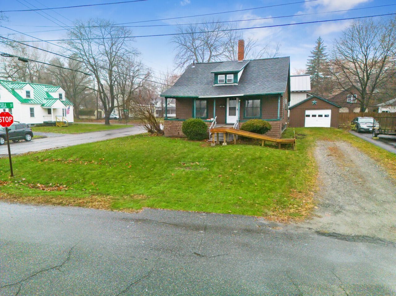 11 Russell Street, Waterville, ME 04901 Main Photo