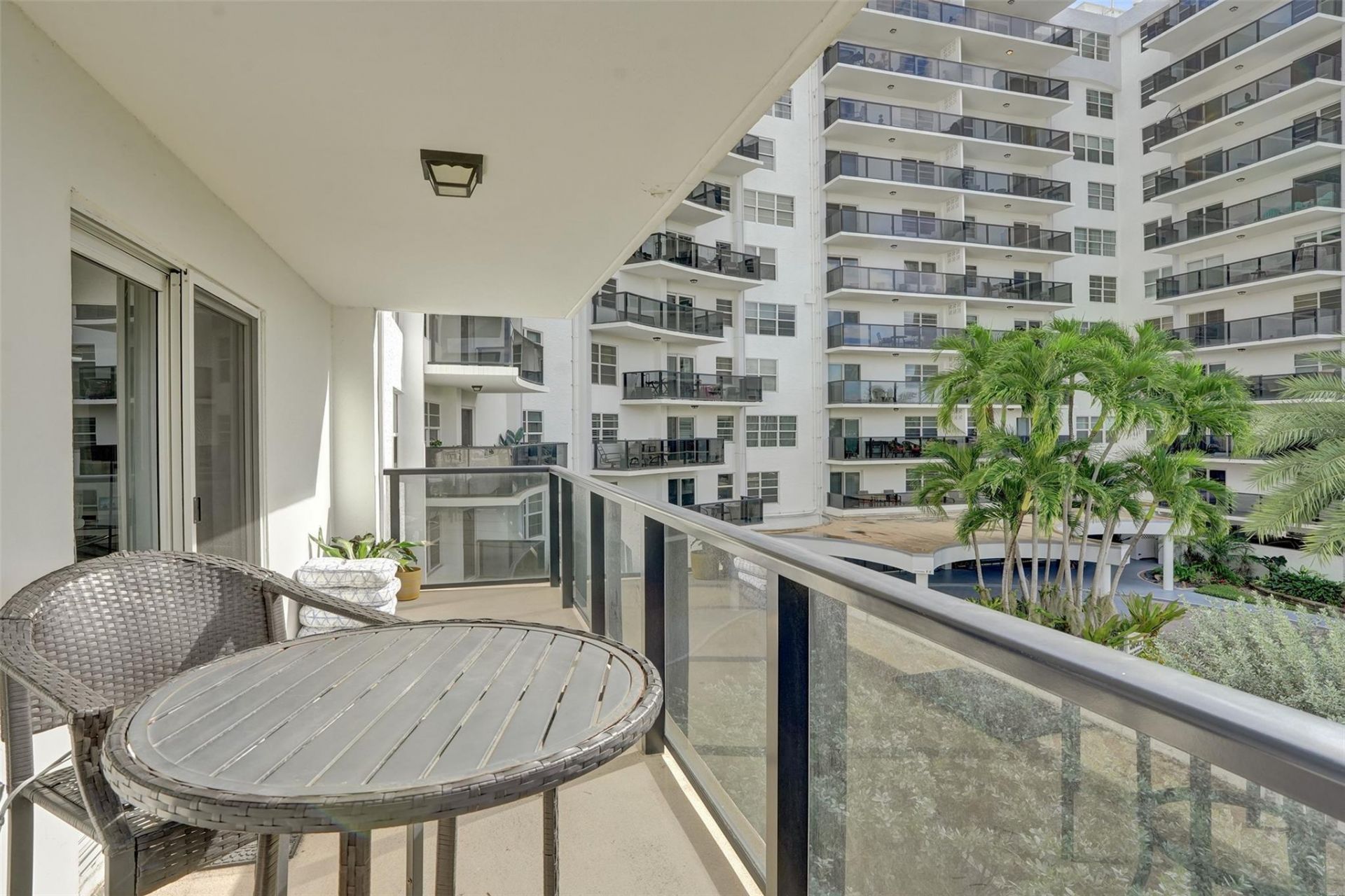 5100 Dupont Boulevard, Unit 3G, Fort Lauderdale, FL 33308 Photo