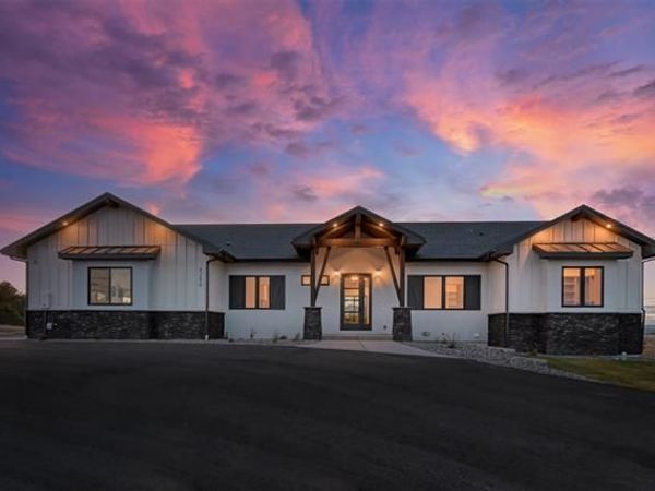 4290 Pinehurst Circle, Colorado Springs, CO 80908