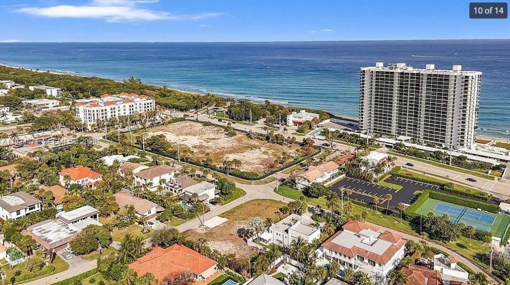 235 SE Wavecrest Way, Boca Raton, FL 33432 Photo