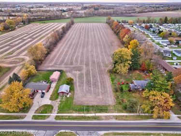 12455 Church Street , Birch Run Vlg, MI 48415