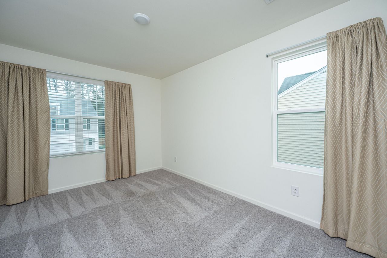 1201 Scarlett Maple Street Photo 21