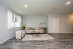 1201 Scarlett Maple Street photo 4