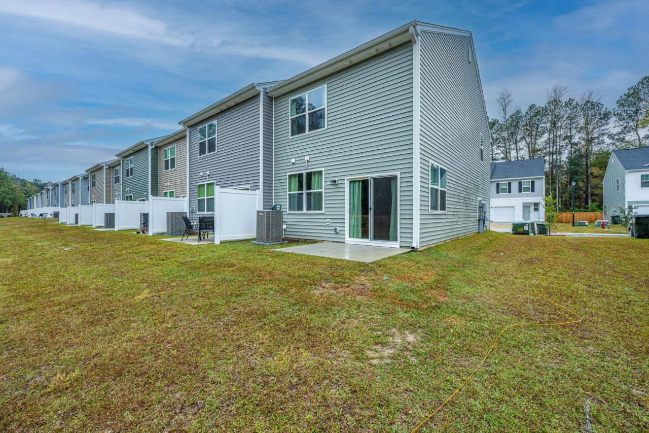 1201 Scarlett Maple Street Photo 8