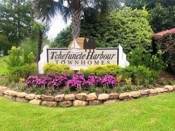 127 E HWY 22 Highway, Unit W-17, Madisonville, LA 70447