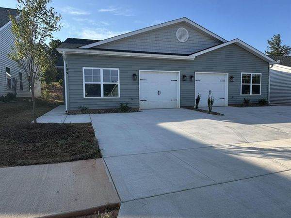 113 Brawley Villas Place, Mooresville, NC 28117