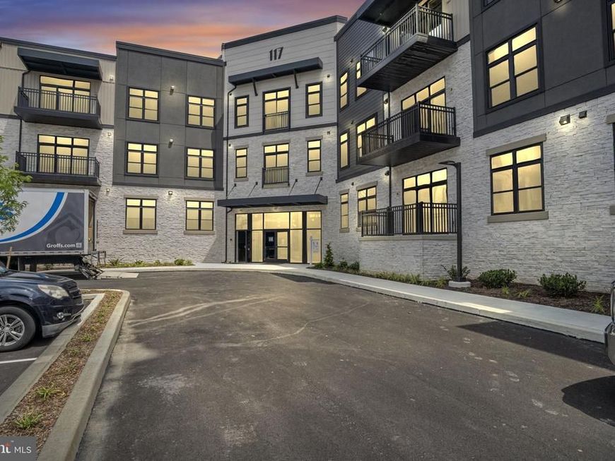 117 Blackford Boulevard, Unit 102, Lebanon, PA 17042 Main Photo