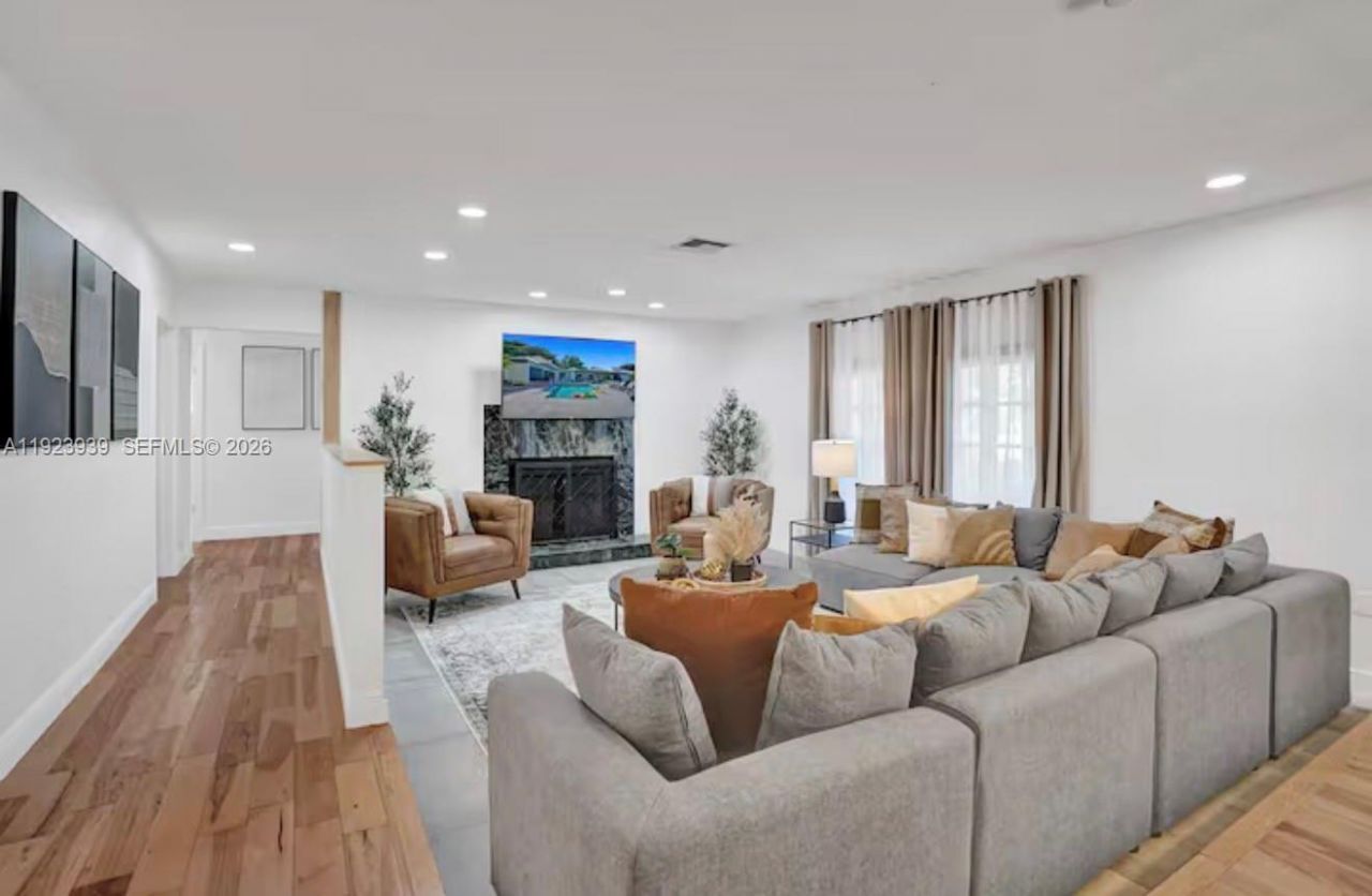 11155 SW 40th St, Davie, FL 33328 Photo