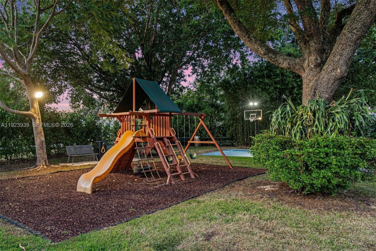 11155 SW 40th St, Davie, FL 33328 Photo