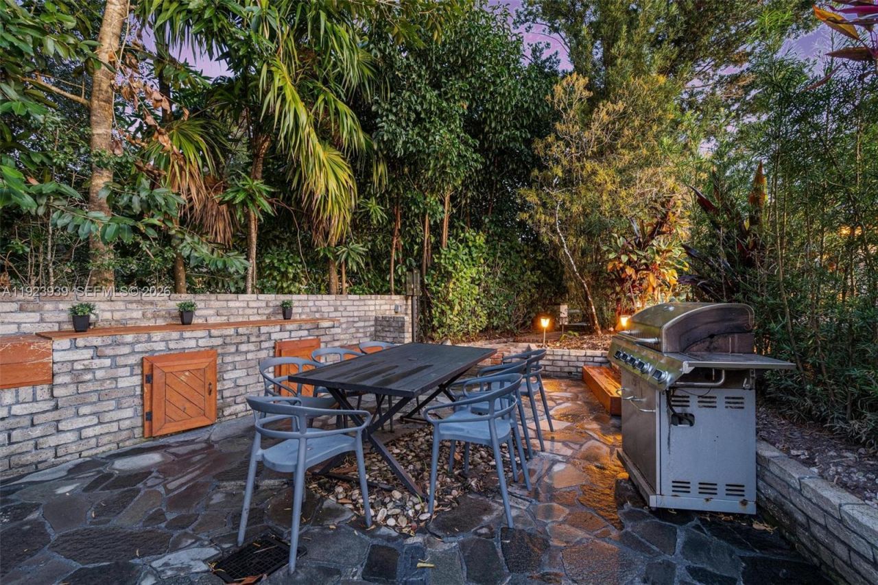 11155 SW 40th St, Davie, FL 33328 Photo