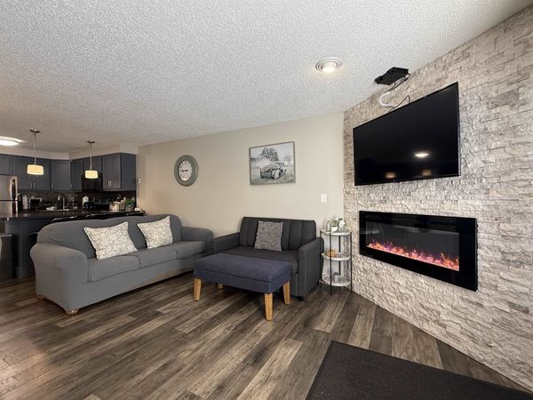 1093 Canyon Road, Unit 406, Wisconsin Dells, WI 53965