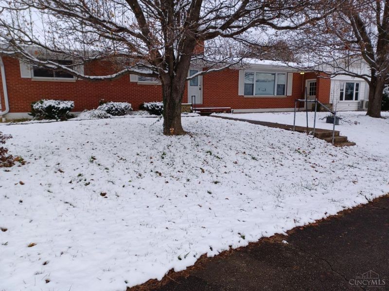 1730 Braeburn Road, Aberdeen, OH 45101 Photo 2