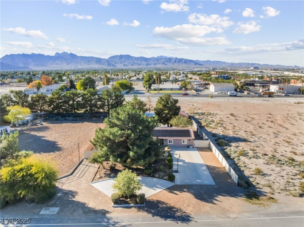 6109 Starlight Drive, Las Vegas, NV 89130 Main Photo