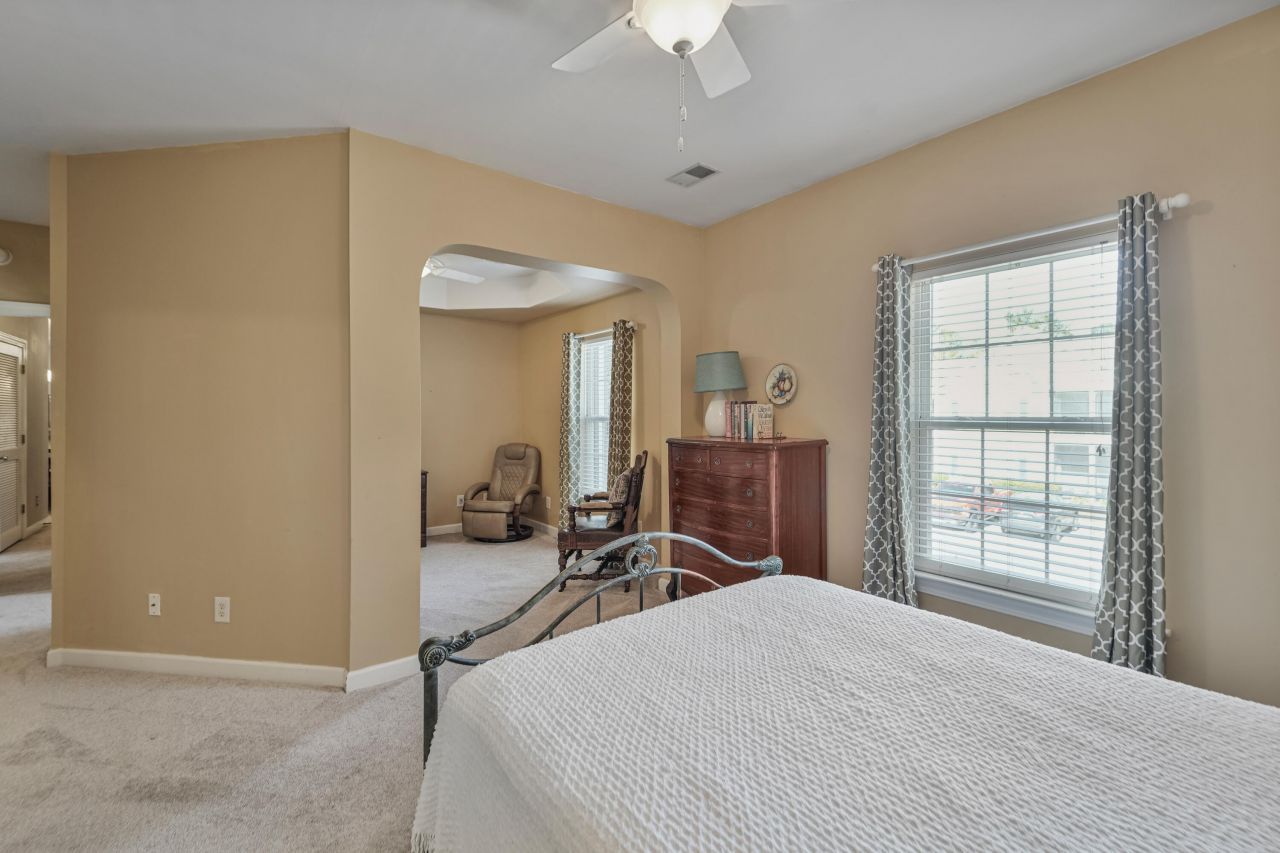 805 E Marymont Lane Photo 18