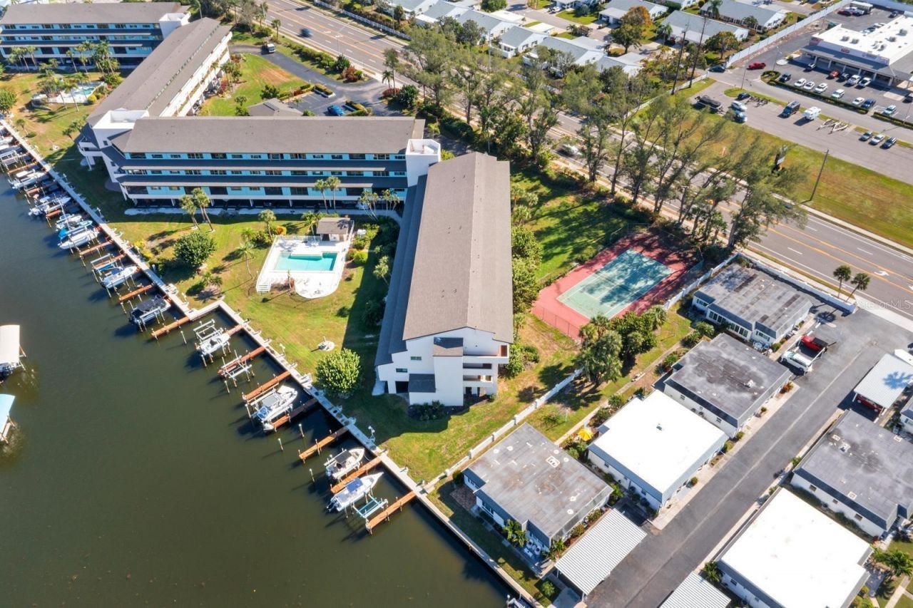 9604 Cortez Road W, Unit 136, Bradenton, FL 34210 Photo