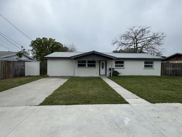 427 DONALD STREET, LAKELAND, FL 33813