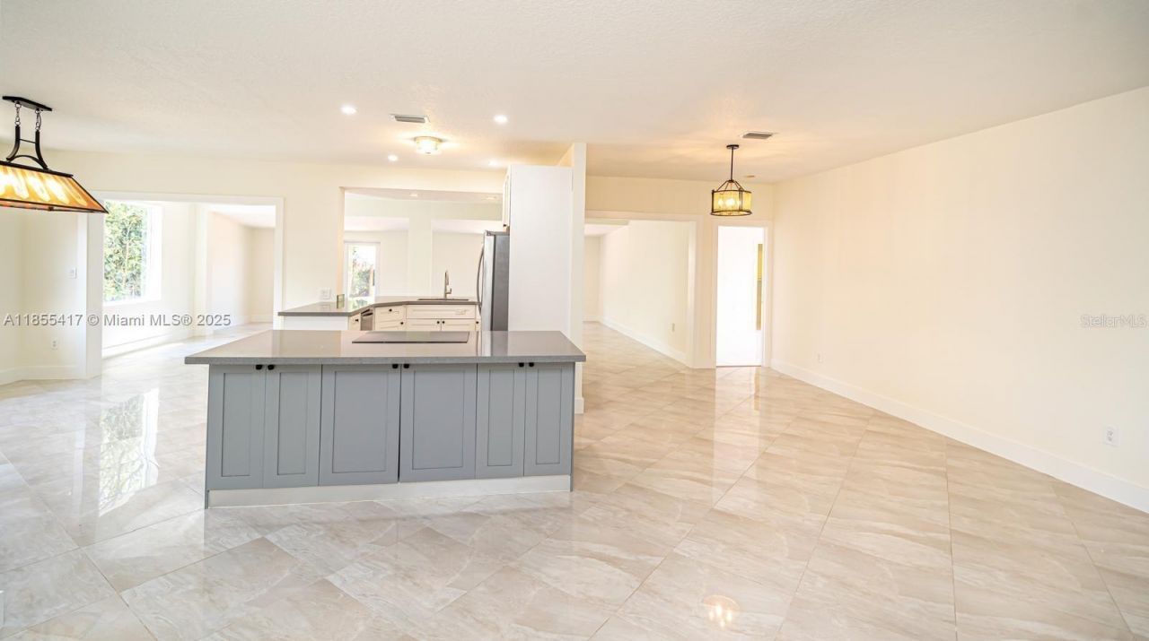 2810 SW 114th Avenue, Miami, FL 33165 Photo