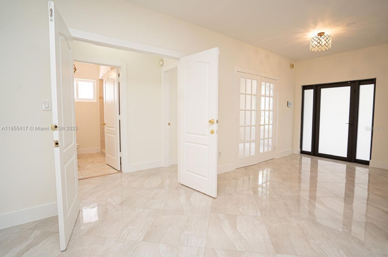 2810 SW 114th Avenue, Miami, FL 33165 Photo