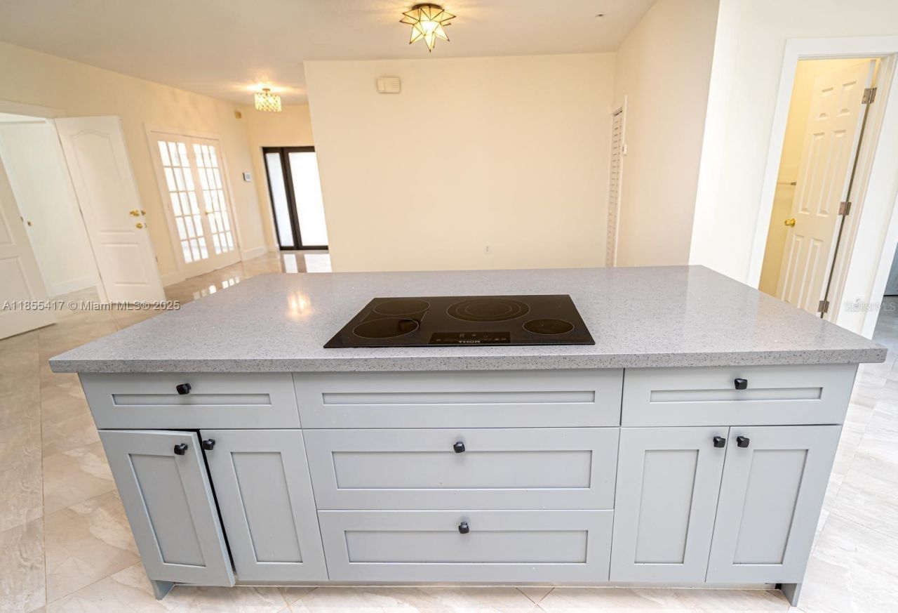 2810 SW 114th Avenue, Miami, FL 33165 Photo