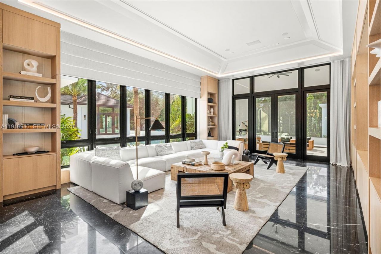 9500 SW 61st Ct, Pinecrest, FL 33156 Photo