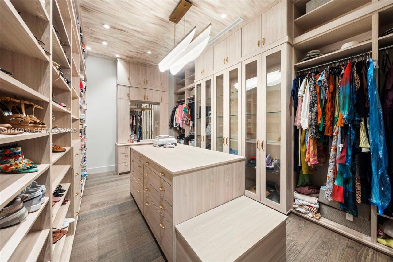 9500 SW 61st Ct, Pinecrest, FL 33156 Photo