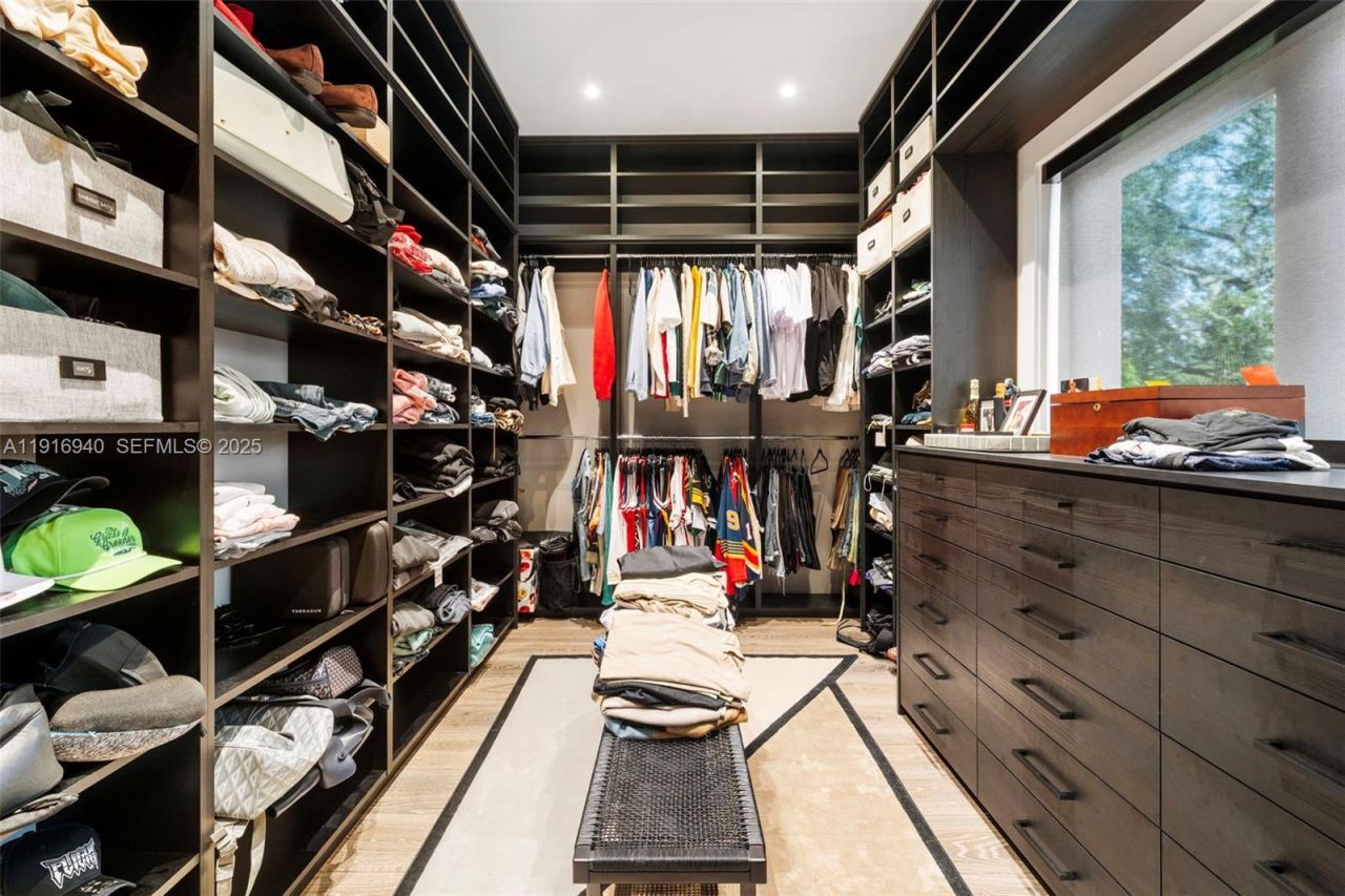 9500 SW 61st Ct, Pinecrest, FL 33156 Photo