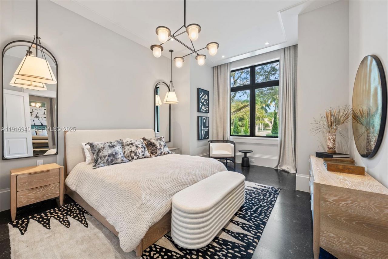 9500 SW 61st Ct, Pinecrest, FL 33156 Photo