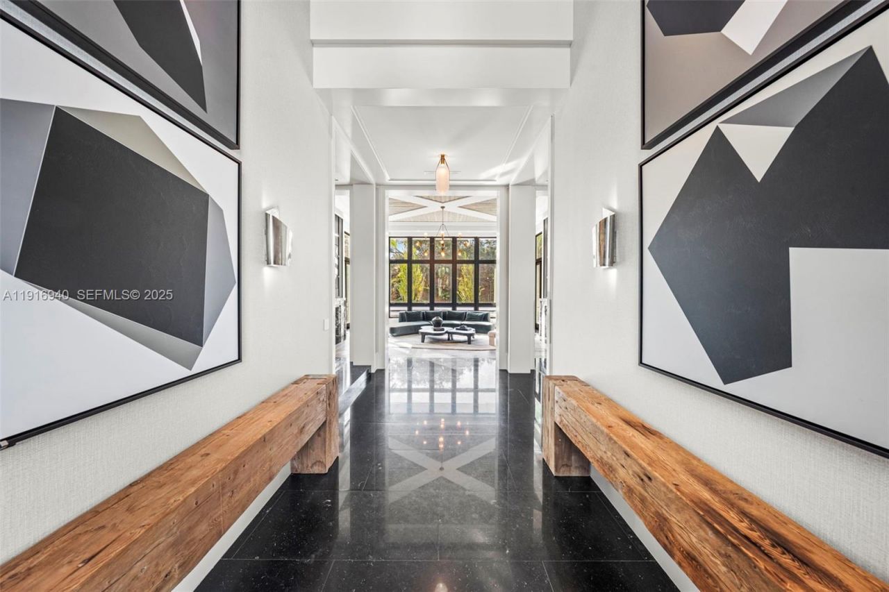 9500 SW 61st Ct, Pinecrest, FL 33156 Photo