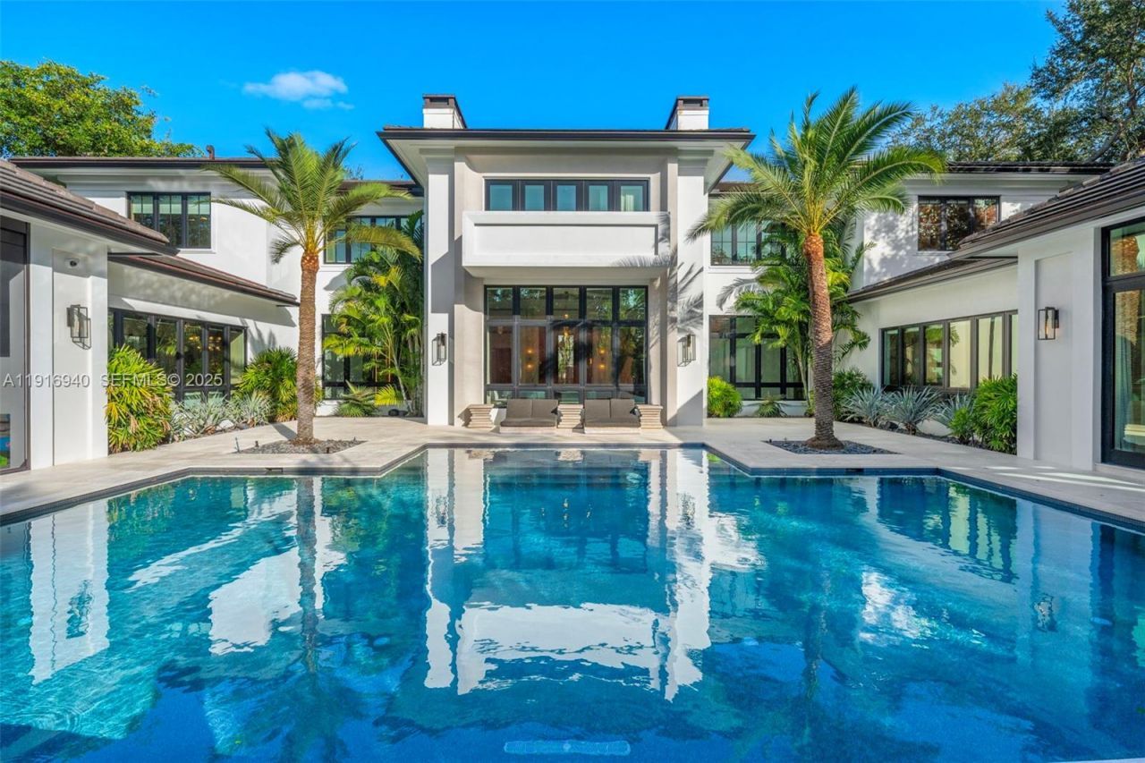 9500 SW 61st Ct, Pinecrest, FL 33156 Photo