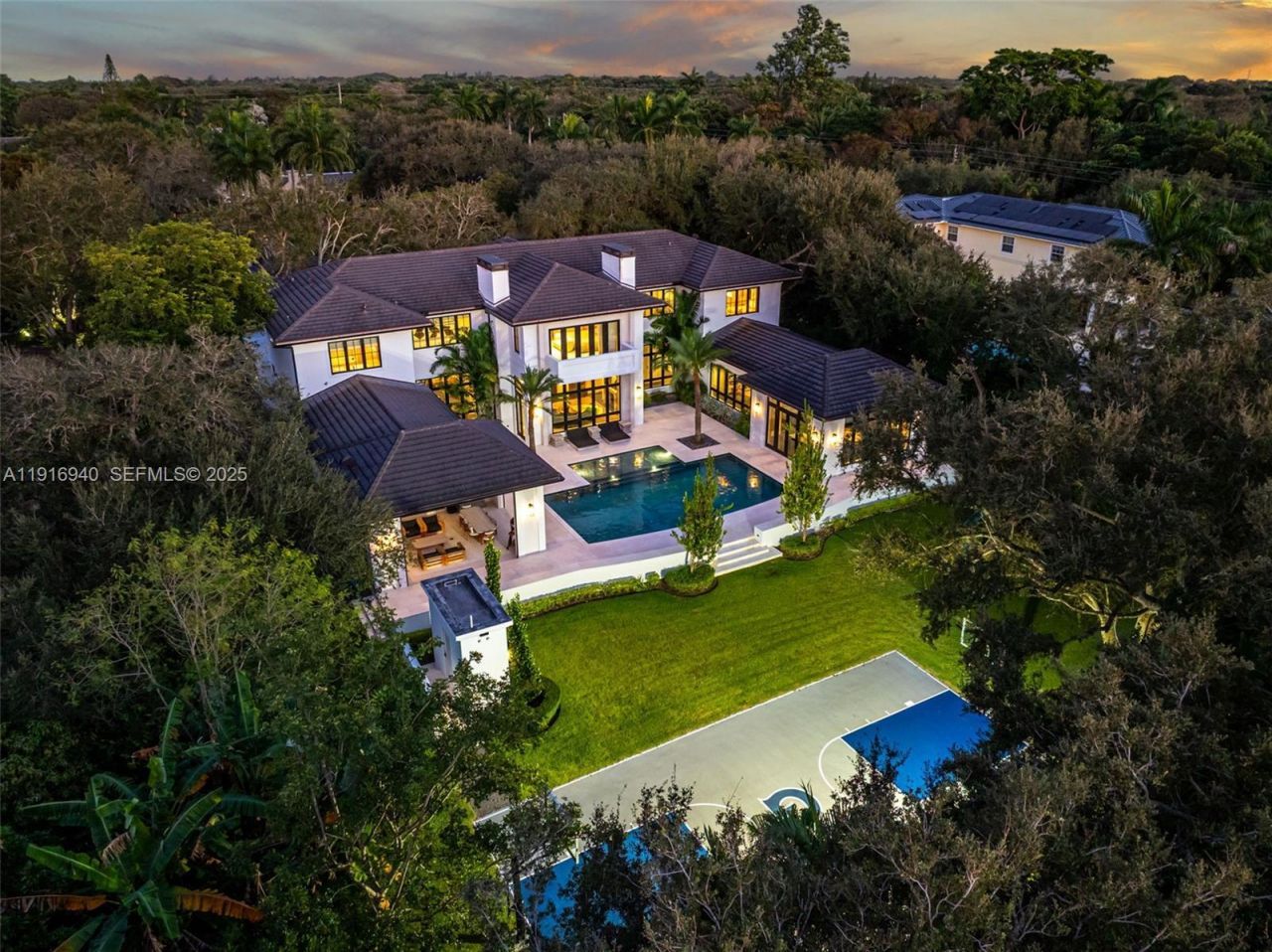 9500 SW 61st Ct, Pinecrest, FL 33156 Photo