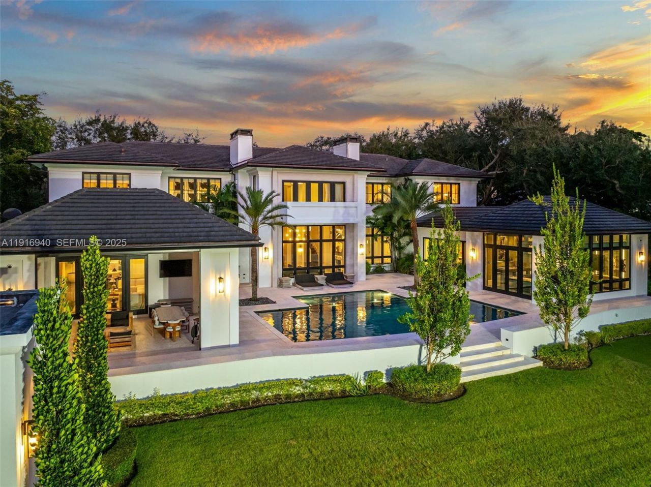 9500 SW 61st Ct, Pinecrest, FL 33156 Photo