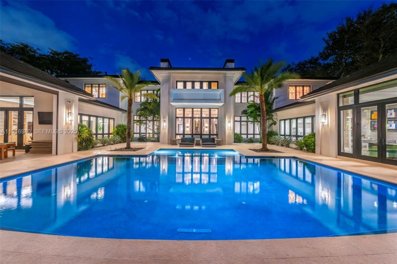 9500 SW 61st Ct, Pinecrest, FL 33156 Photo