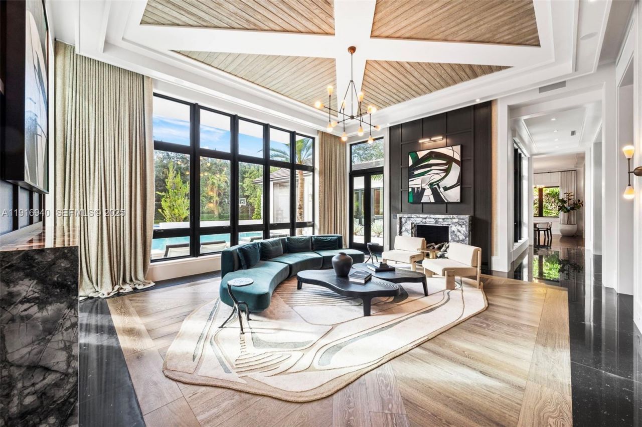 9500 SW 61st Ct, Pinecrest, FL 33156 Photo