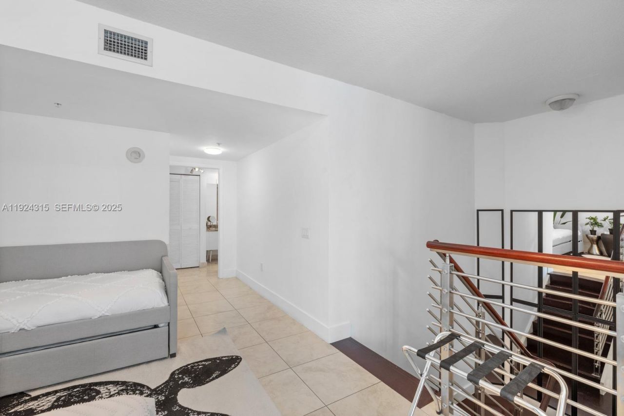 41 SE 5th St, Unit 510, Miami, FL 33131 Photo