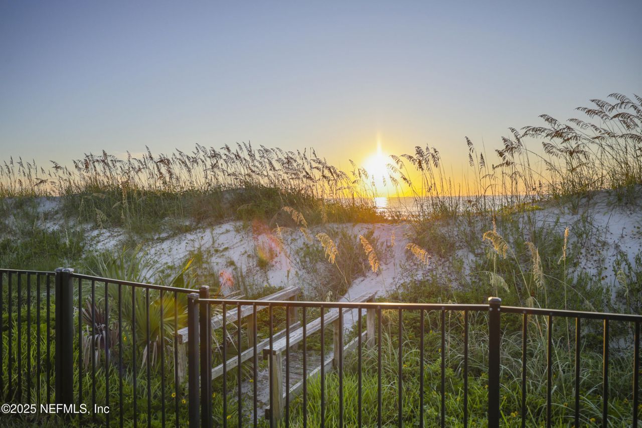 851 Beach Avenue, Atlantic Beach, FL 32233 Photo