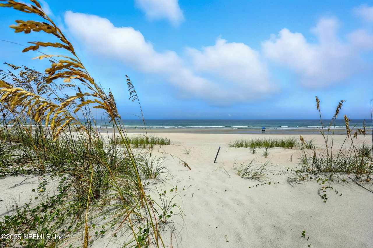 851 Beach Avenue, Atlantic Beach, FL 32233 Photo