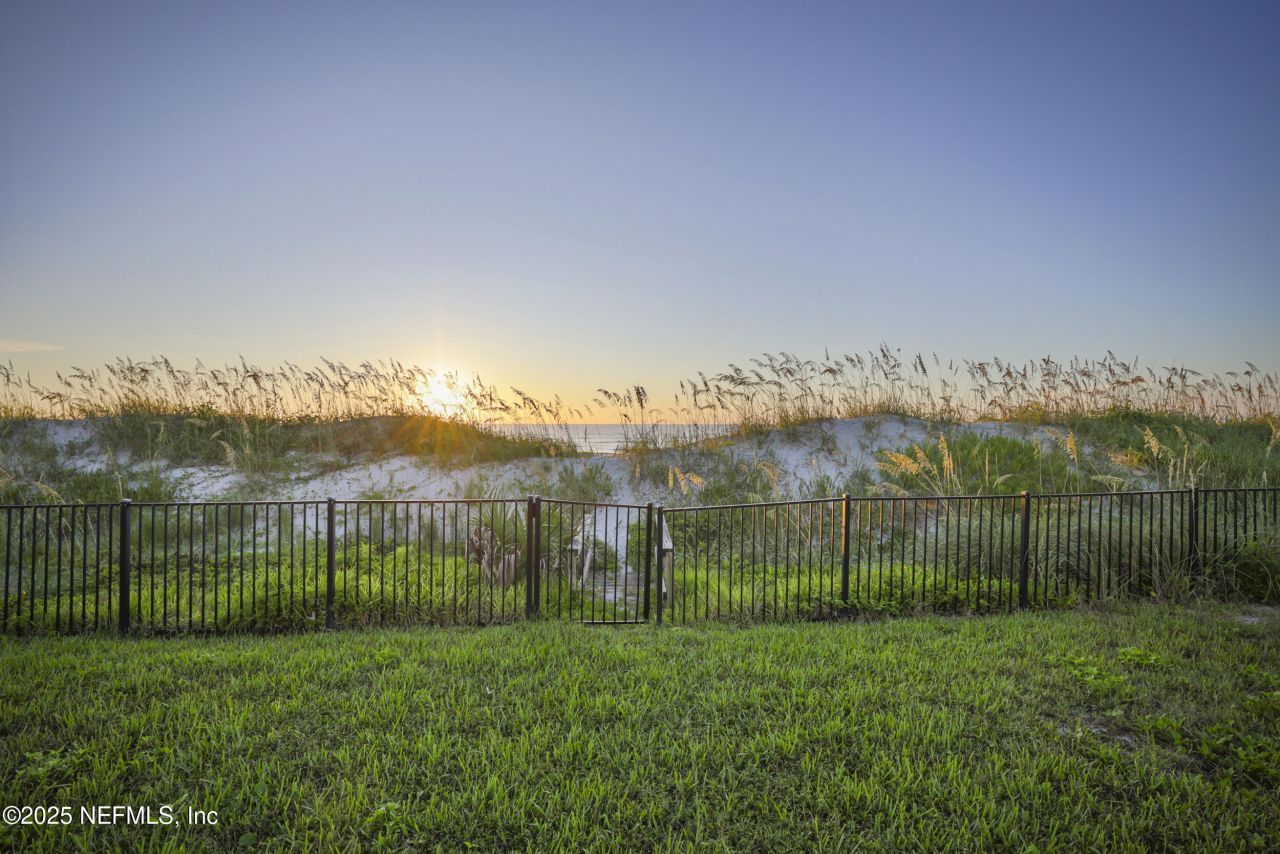 851 Beach Avenue, Atlantic Beach, FL 32233 Photo