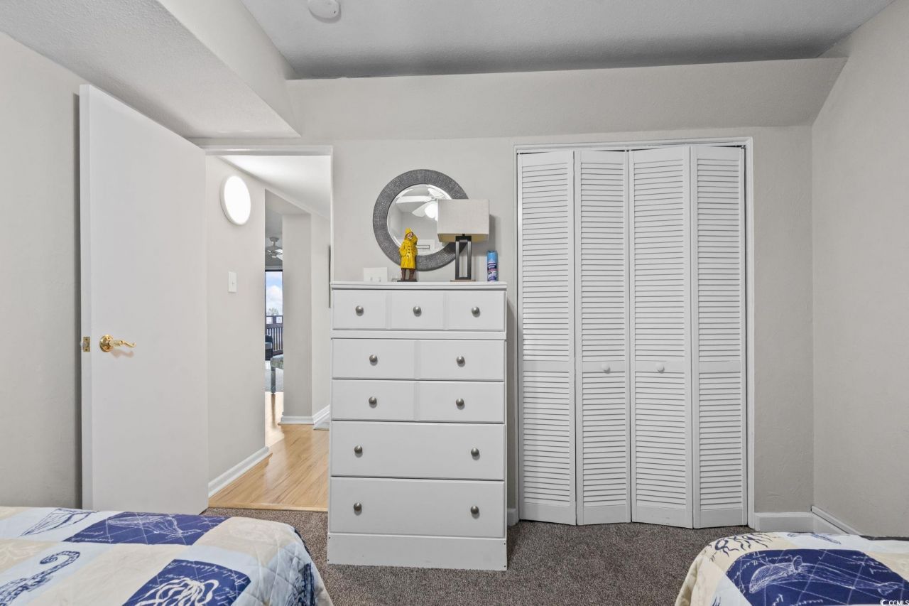 9501 Shore Dr. Photo 19