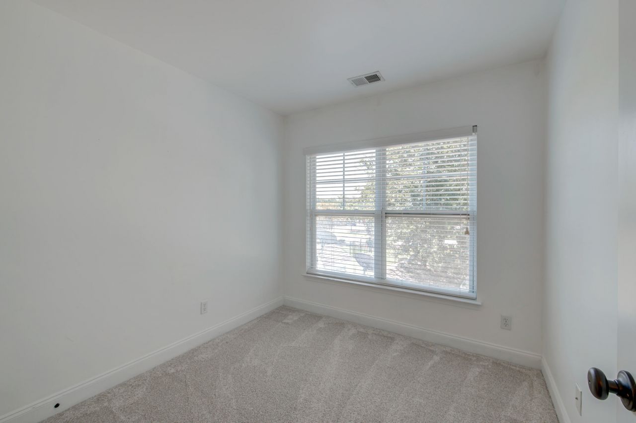 5124 E Liberty Park Circle Photo 19