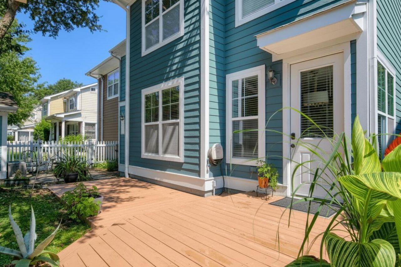 5124 E Liberty Park Circle Photo 8